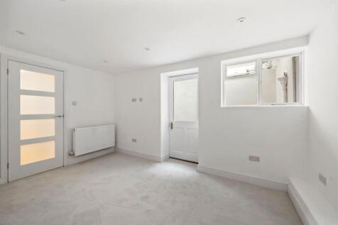 Lansdowne Place 76a BEDROOM 2B.jpeg