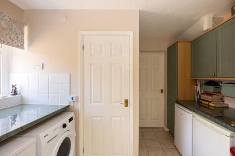 Thornbush Crescent 2 UTILITY ROOM.jpeg