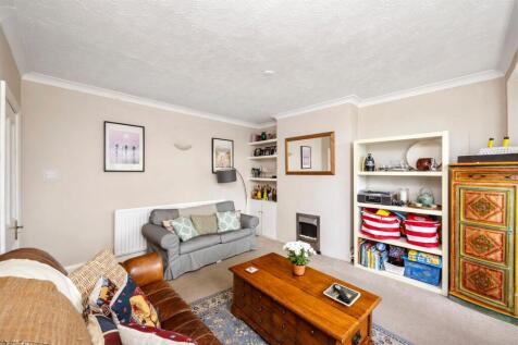 Hangleton Road 85 LOUNGE 3.jpeg