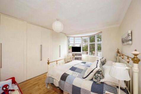Hangleton Road 85 BEDROOM MASTER.jpeg