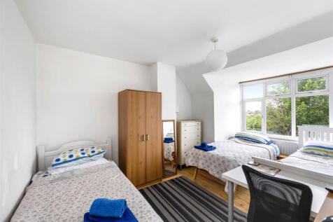 Hangleton Road 85 BEDROOM BLUE.jpeg