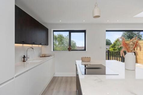 Gleton Avenue 15 KITCHEN TO TERRACE.jpeg