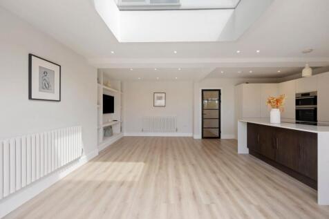 Gleton Avenue 15 OPEN PLAN 2.jpeg