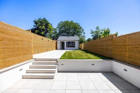 Applesham Avenue 51 GARDEN.jpeg