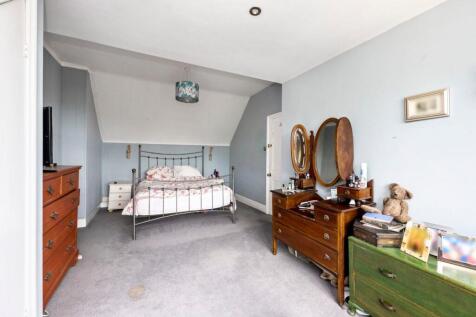 Hangleton Road 6 TOP FLOOR BEDROOM 2.jpeg