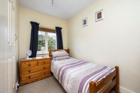 Mile Oak Gardens 30 BEDROOM SINGLE.jpeg