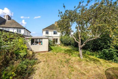 Applesham Avenue 25 REAR.jpeg