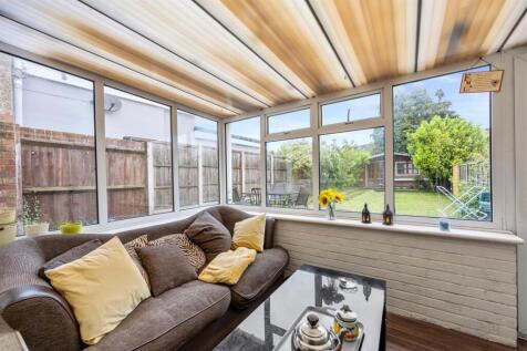 Rowan Avenue 15 CONSERVATORY.jpeg