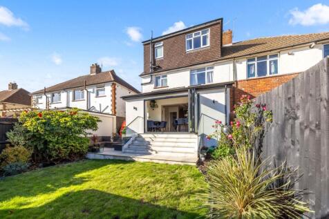 Easthill Drive 40 REAR.jpeg