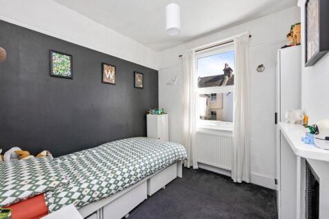 Shelley Road 27 BEDROOM 3.jpeg
