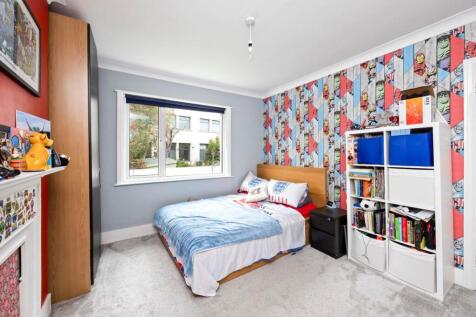 Marmion Road 29 BEDROOM RED HULK.jpeg