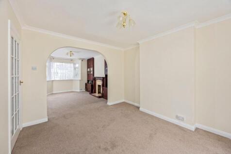 Northease Drive 77 DINING TO LOUNGE.jpeg