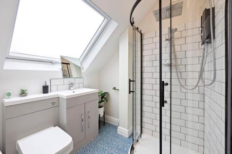 Marmion Road 29 SHOWER ROOM.jpeg