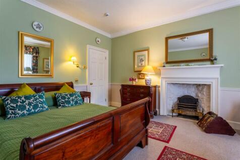 Bedroom 4- Green room