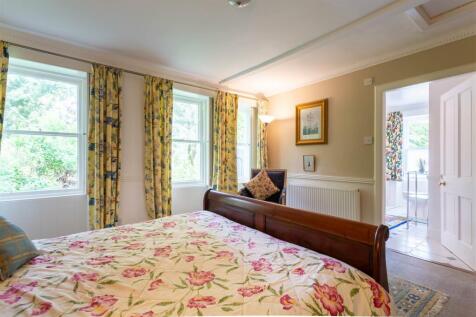 Bedroom 2- Garden room