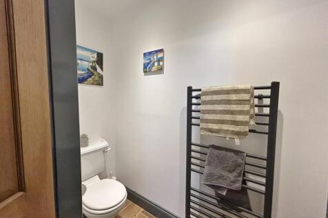 Ground floor w.c.
