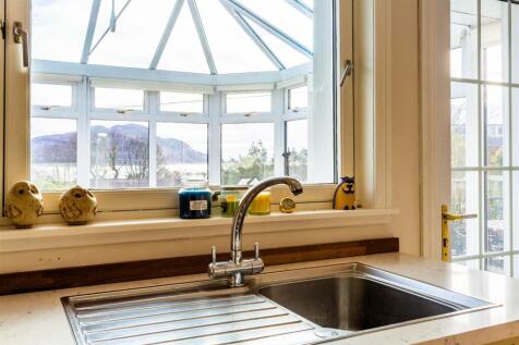 Utility room to conservatory