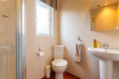Ensuite shower room