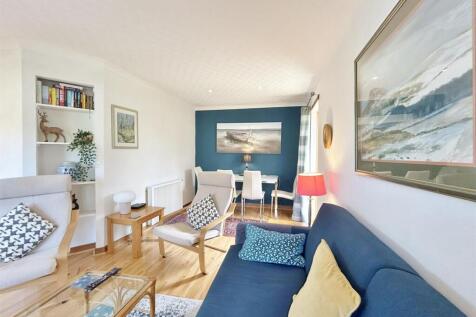 Open plan lounge