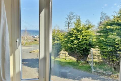 Bay window