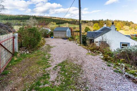 Driveway from the road