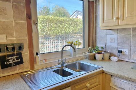 Kitchen sink