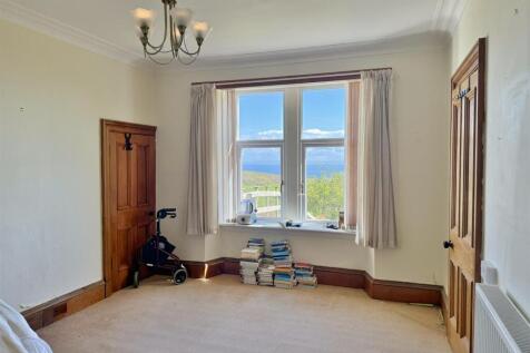 Ground floor Bedroom 1