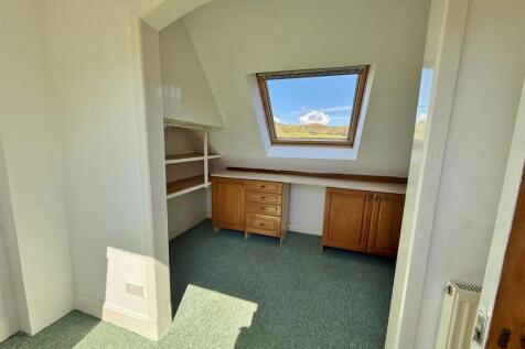 Study bedroom 4