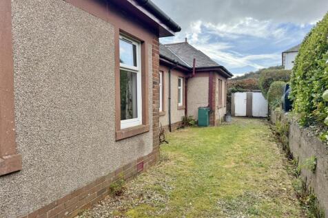 Rear garden and out building