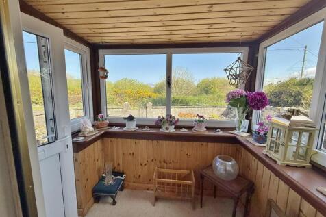 Entrance porch