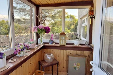 Entrance porch