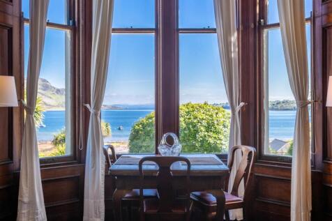 Vivid bay window