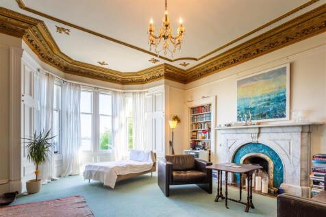 First floor lounge
