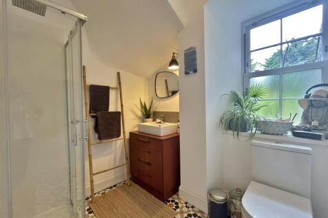 Ground floor shower room