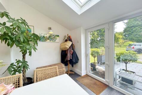 Kitchen dining room towards rear garden