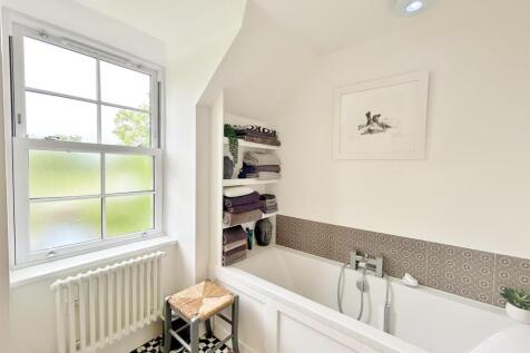 Upper bathroom