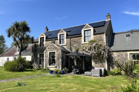 Ardlui showing both appended cottages