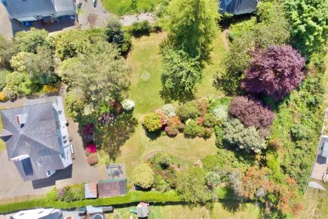 Helenslea Gardens