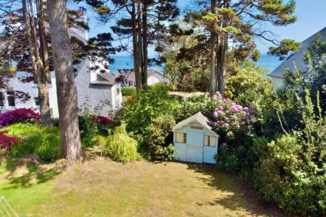 Summer house gardens view