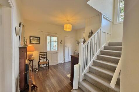 Entrance hallway from the dining room