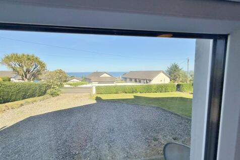 Sitting room view and driveway