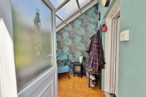 Sun room entrance