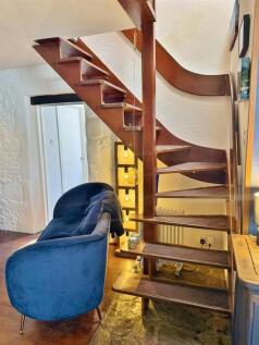 Stairs up