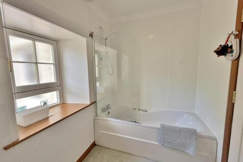 Wellington Bathroom