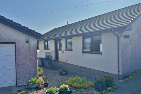 Rear  Roughlea and driveway