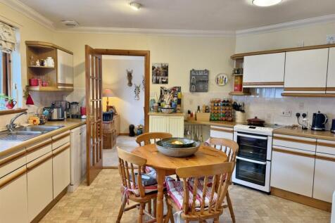 Kitchen to dining room