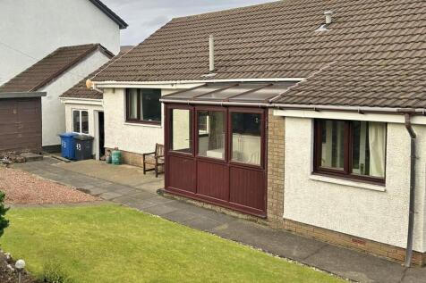 Rear of 33 Alma Park