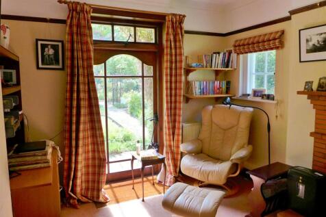 Office snug to garden door