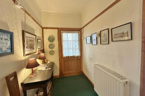 Towards the front door