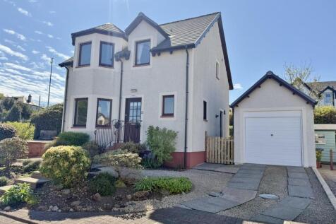 Garage and driveway front